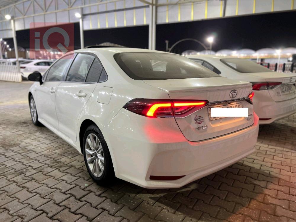 تۆیۆتا کۆرۆلا